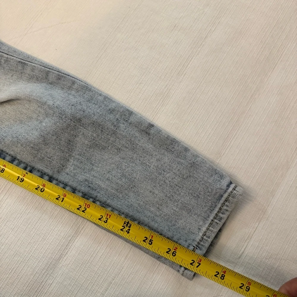 True Religion Super T Halle Super Skinny Fit Mid Rise Jeans
Womens - Picture 11 of 11
